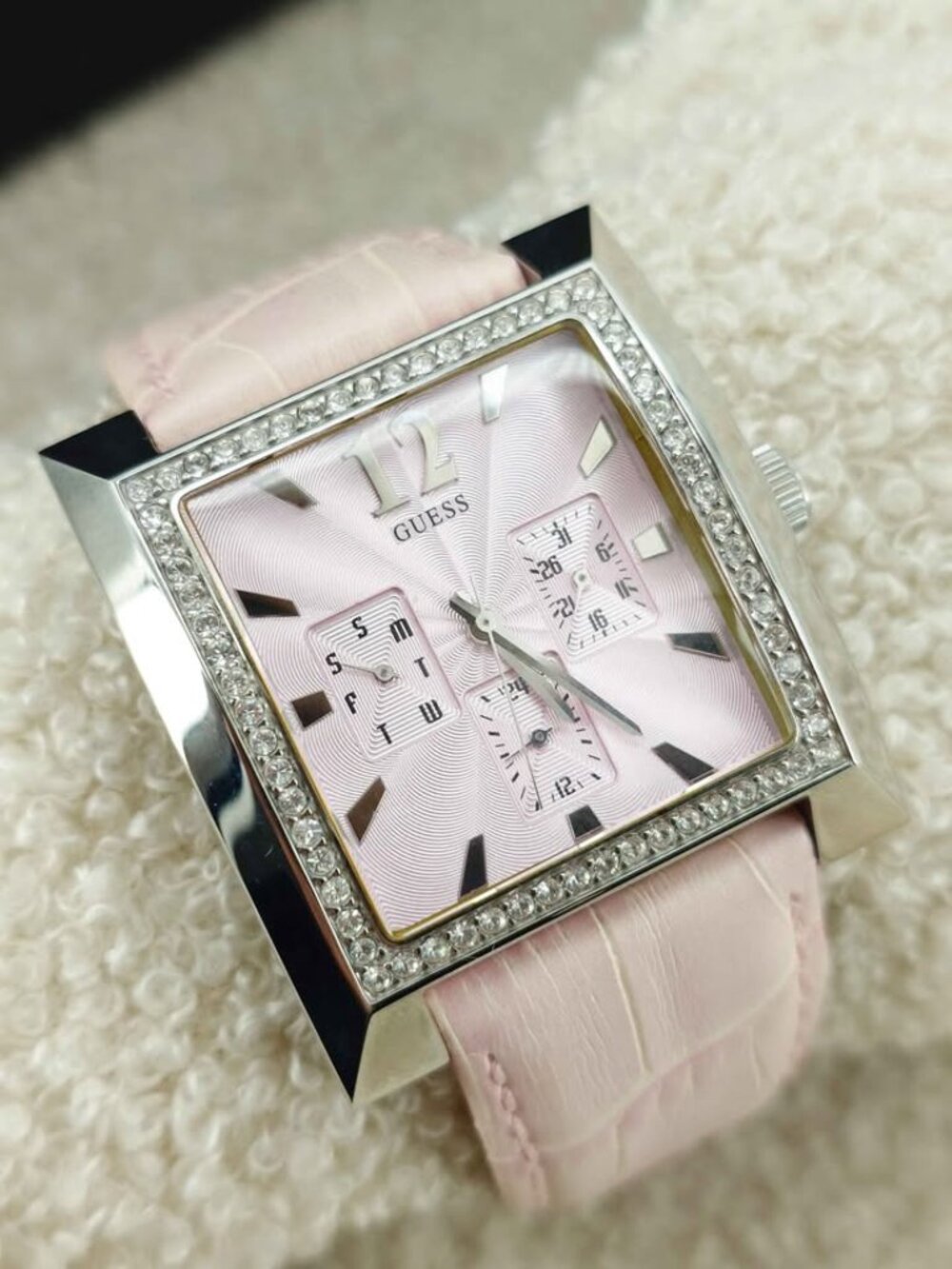 Guess Women's Watch Square 38mm Pink Day-Date Japanese Movt New Battery with Box